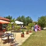 Sole E Mare Apart Otel